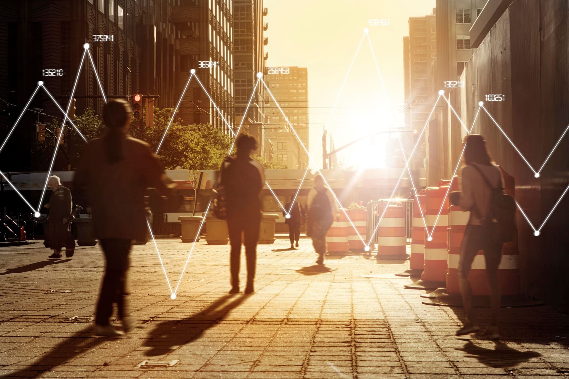 demográfiai adatok, utcán sétáló emberek és vonaldiagrammok